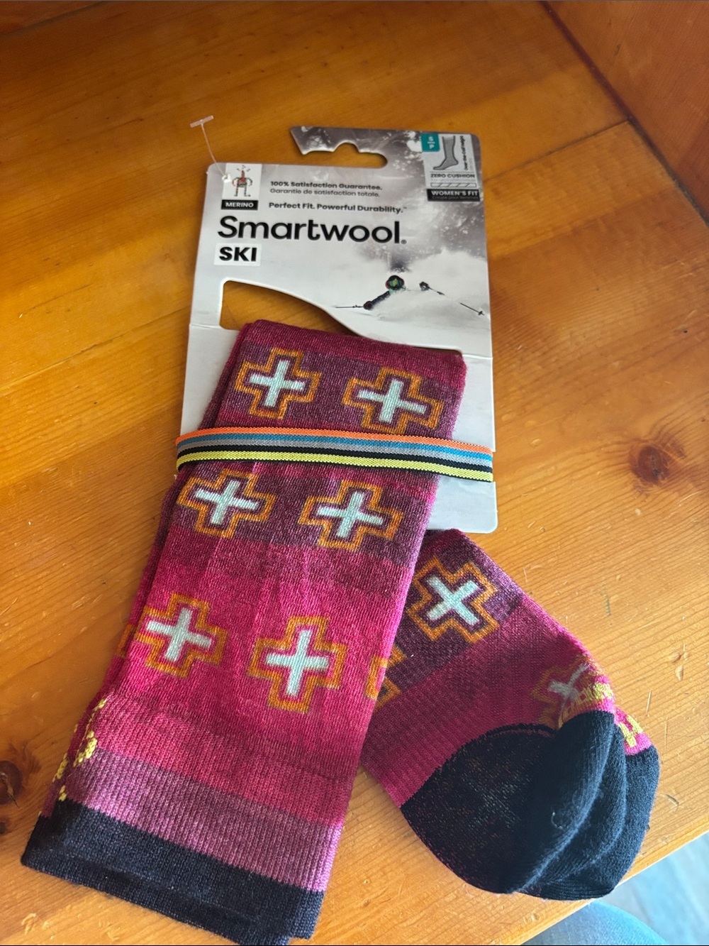 Smartwool Women’s Ski Socks - Magenta Cross Pattern